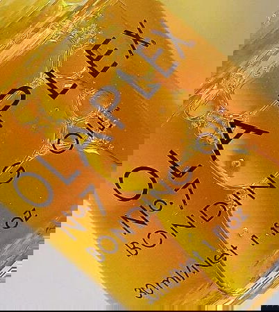 Reviewing Olaplex's No. 7 Bonding Oil