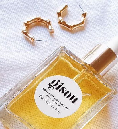 Reviewing Gisou's Honey Infused Hair Oil