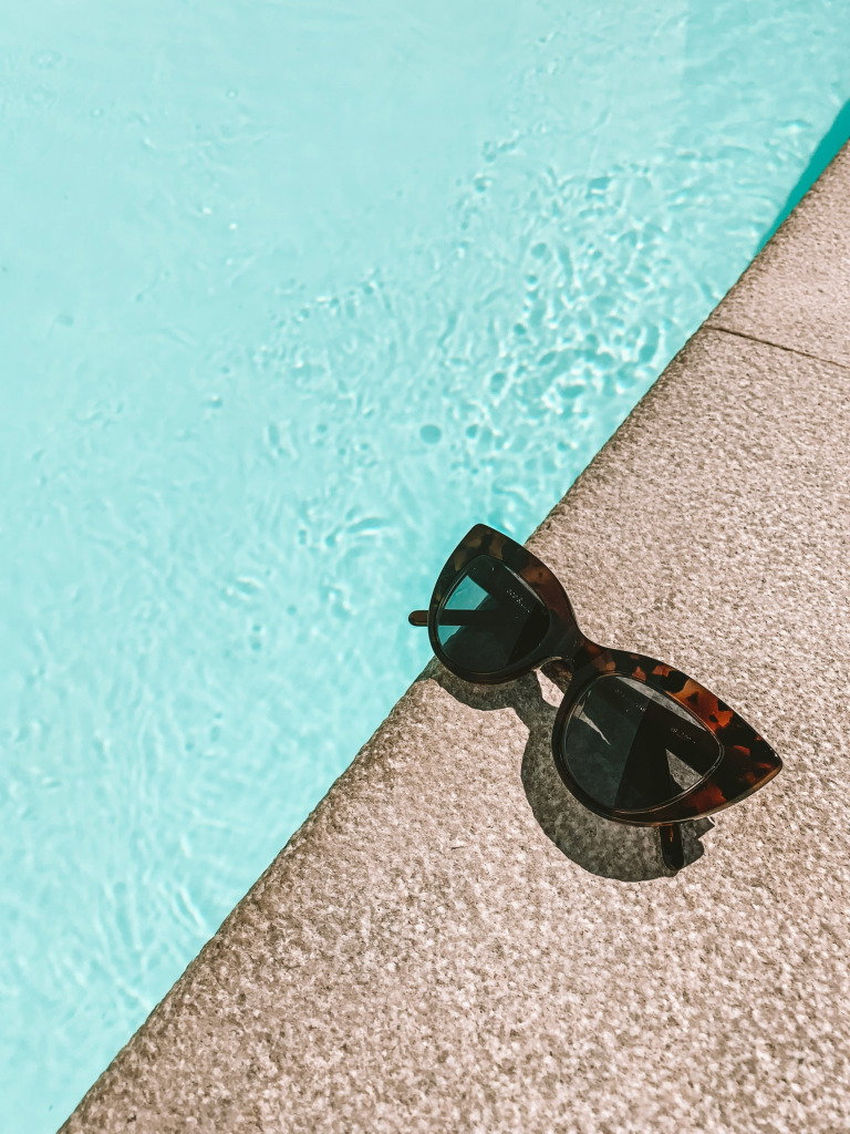 charlota-blunarova-V4pktt_0_mI-unsplash | Live That Glow