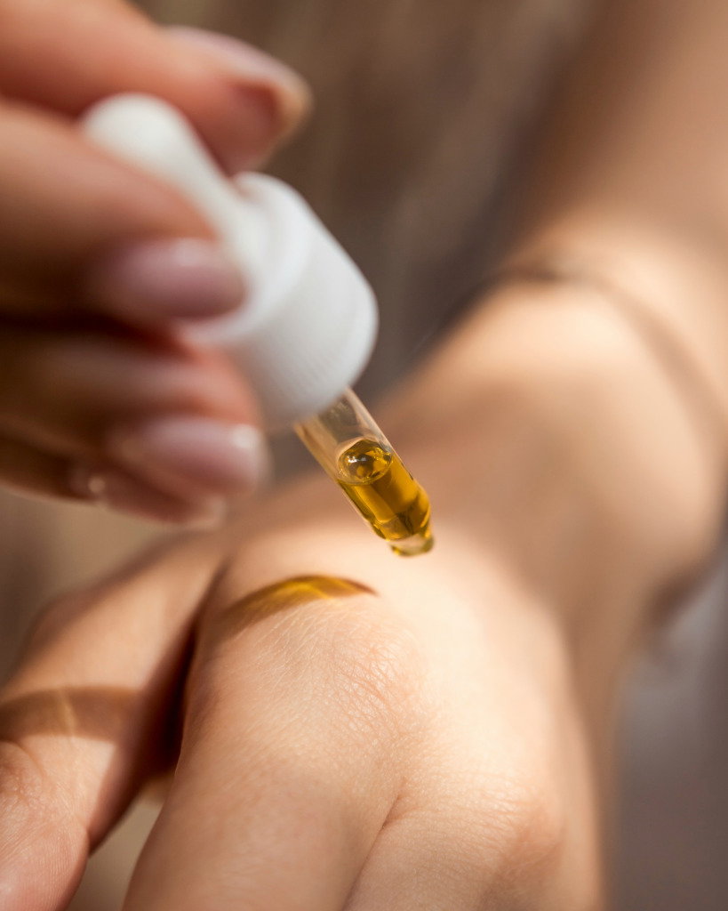 enecta-cannabis-extracts-80wCkpt-IKE-unsplash | Live That Glow