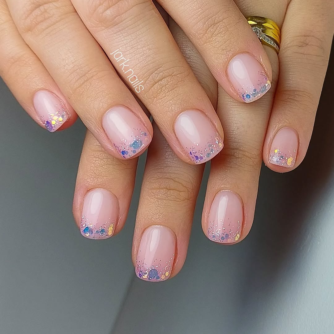 Glitter ombre nails