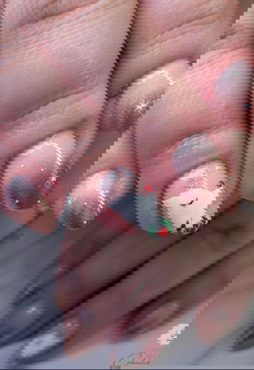 bronze ombre reindeer nails