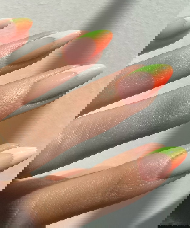 ombre french tip nails