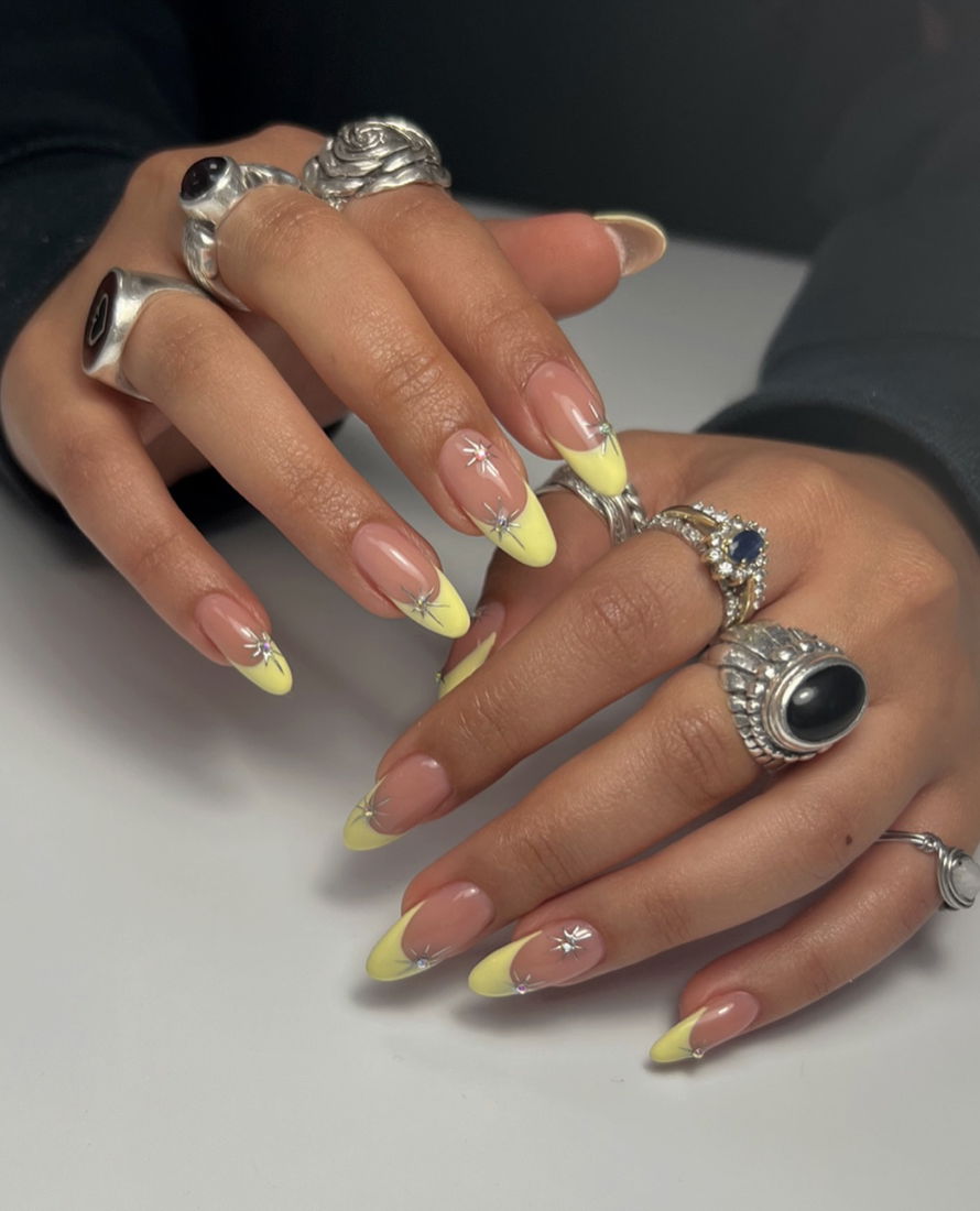 Yellow tips with silver stars