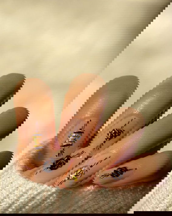 nude and gold christmas nails