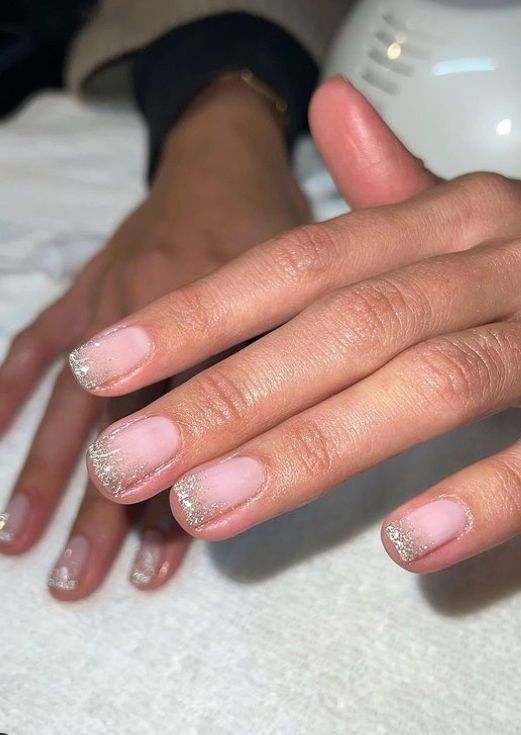 nude glitter nails