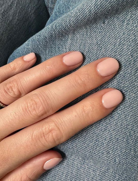 simple nude nails
