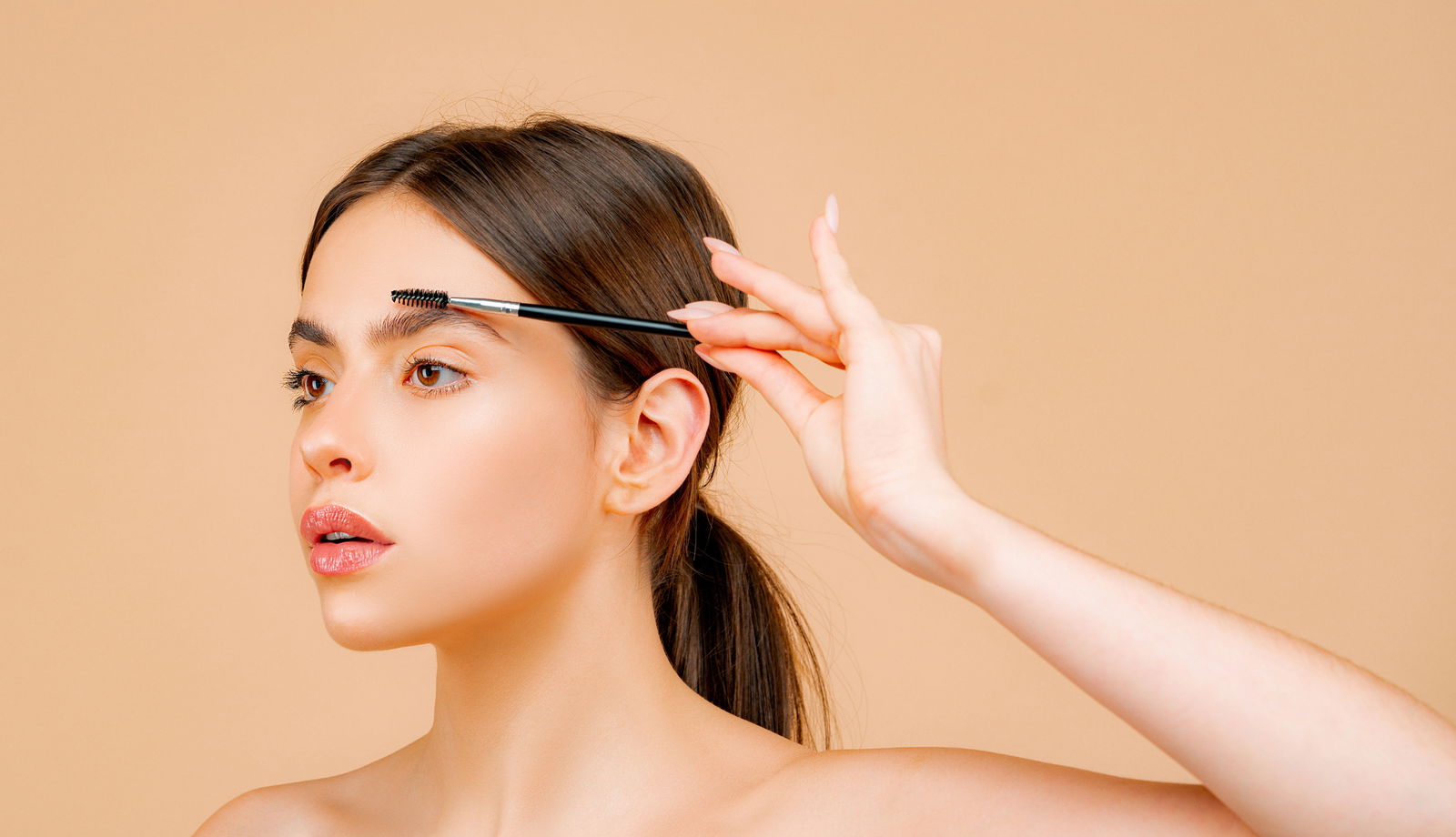 So, What’s The Difference Between Ombre Eyebrows And Microblading?