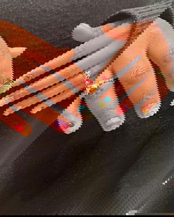 short line ombre nails