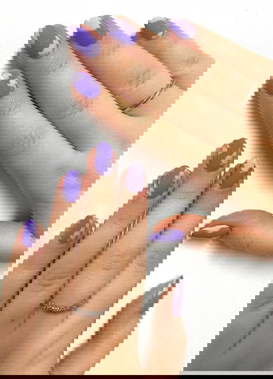 2 tone purple nail gal nat