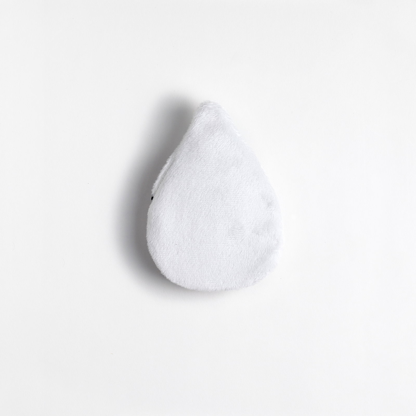 TMFO White Makeup Mitty Front | Live That Glow Take My Face Off sustainable mitt cleanser The Mitty skin