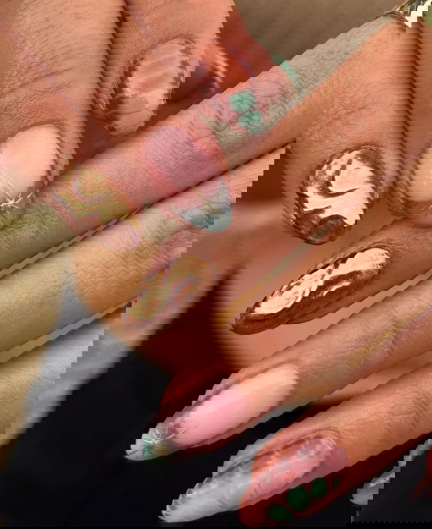 brown and bronze chrome nails