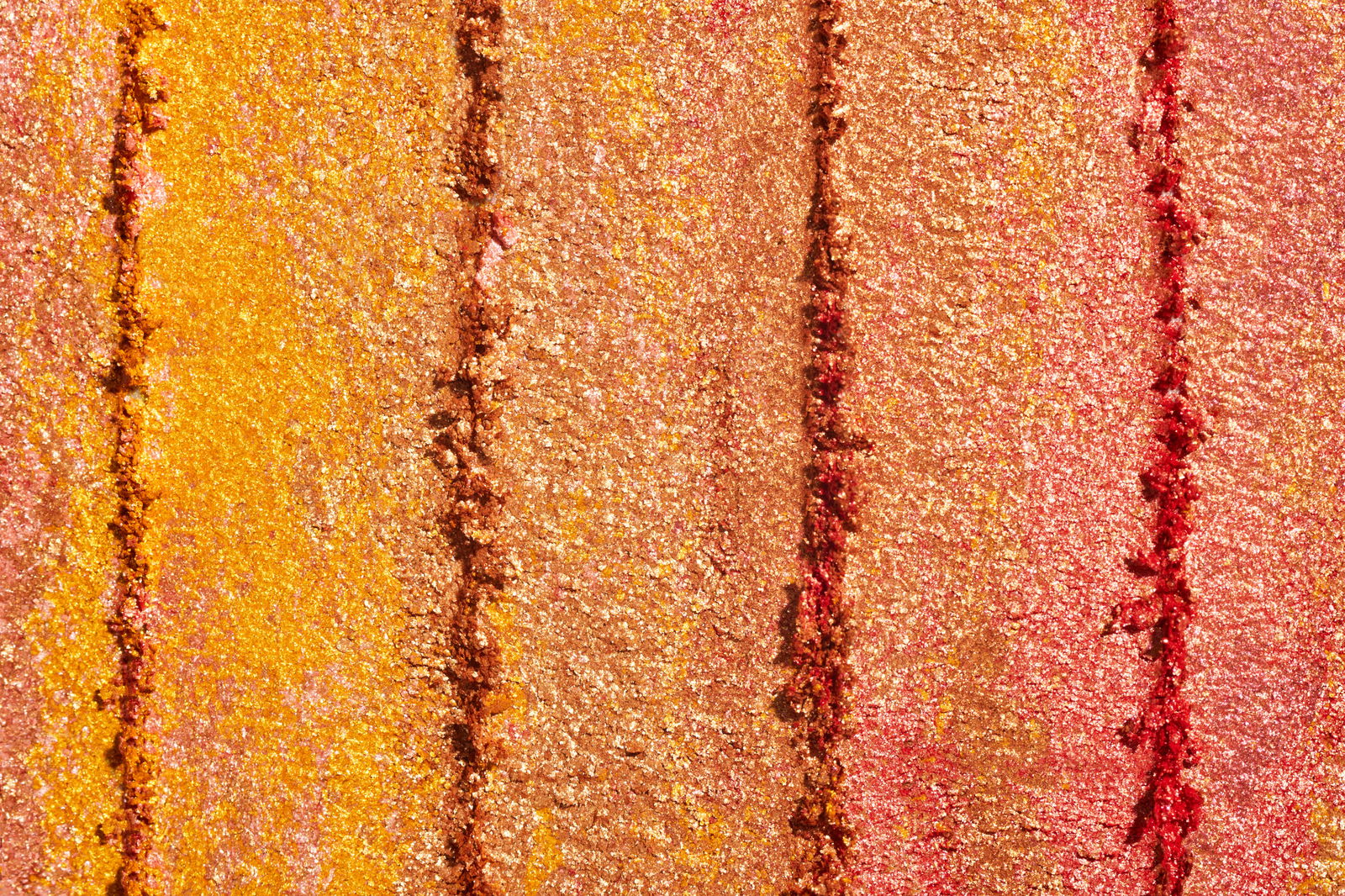 Different eyeshadow shades showing how to use an eyeshadow palette