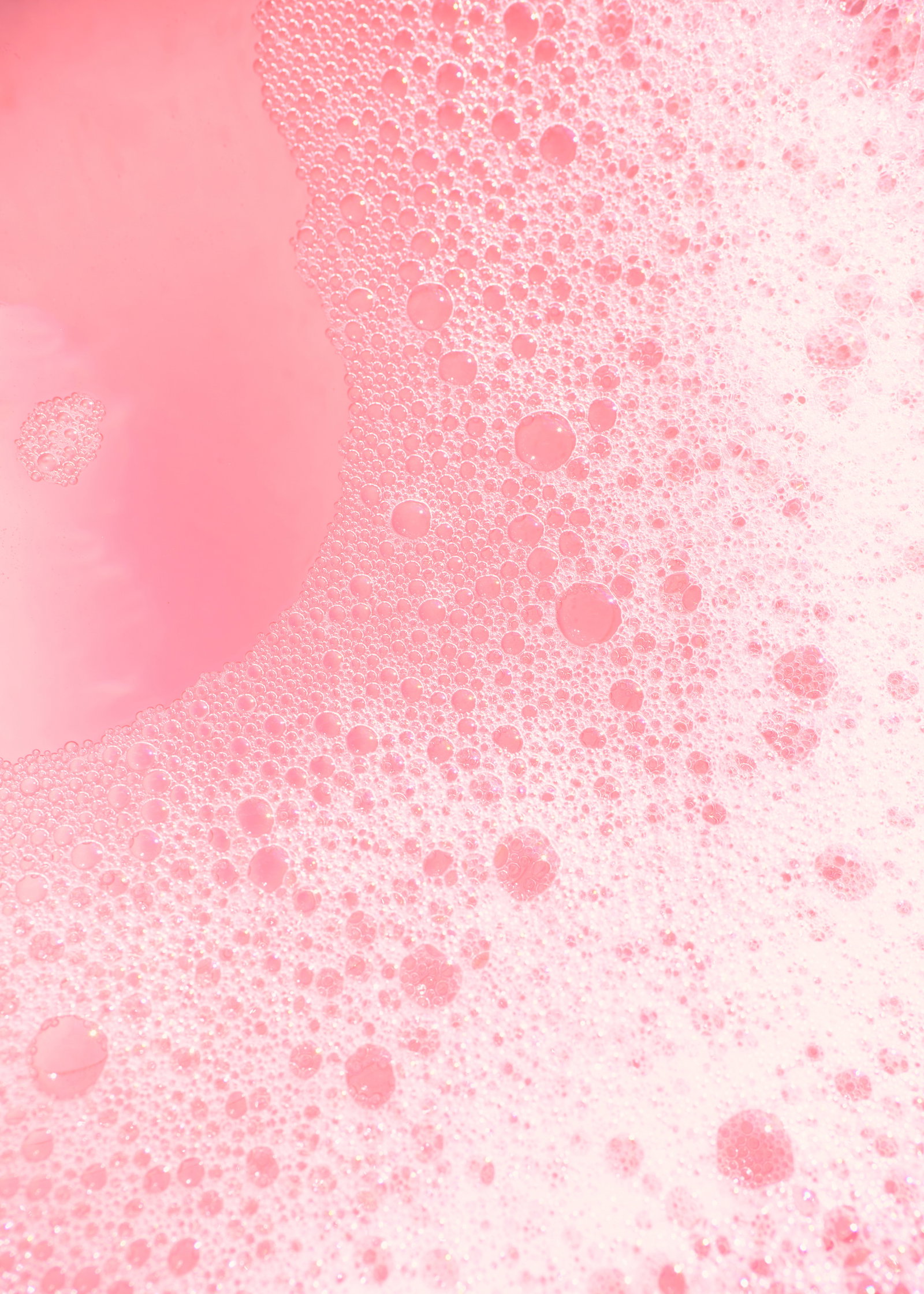 Shampoo showing how haircare products can cause back and shoulder acne
