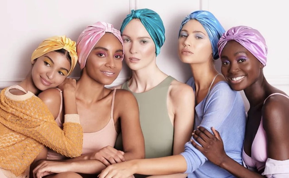 Screenshot 2023-12-06 at 140122 | Live That Glow Silk hair wrap in Curly Girl Bundle