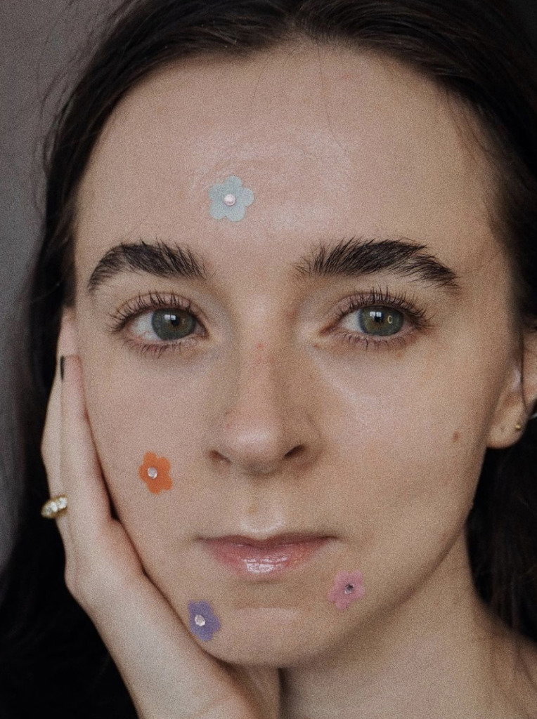 | Live That Glow Journalist Grace Day using pimple patches