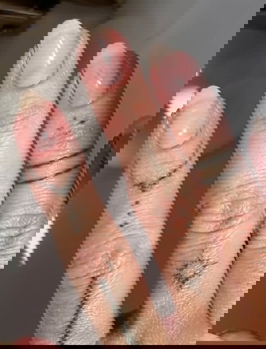 Screenshot 2024-10-23 131458 | Live That Glow almond nails natural