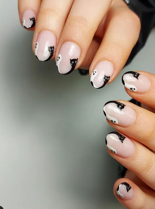 black french tip nails