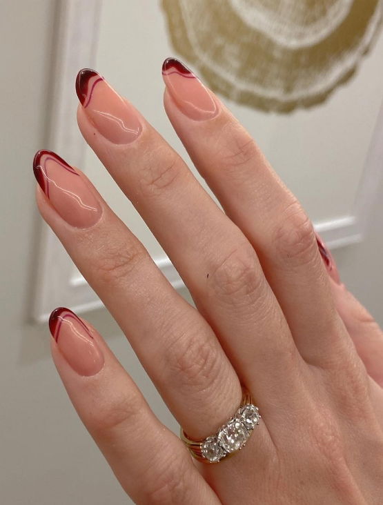 fall burgundy wavy tip nails corrinna