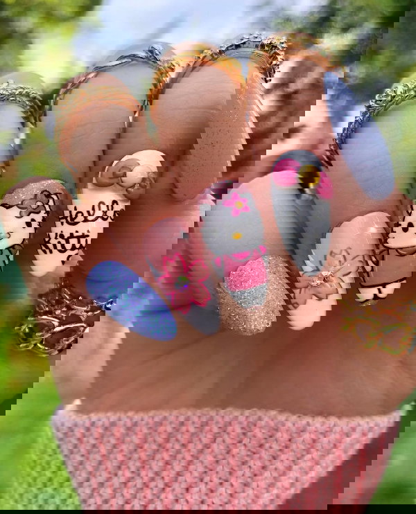 hello kitty acrylic almond nails | Live That Glow hello kitty acrylic almond nails