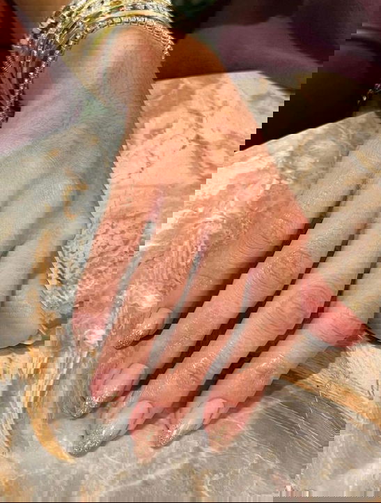 ombre glitter gold french tips claire stark