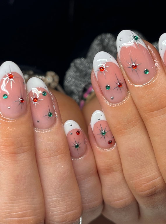 winter almond nails | Live That Glow winter almond nails