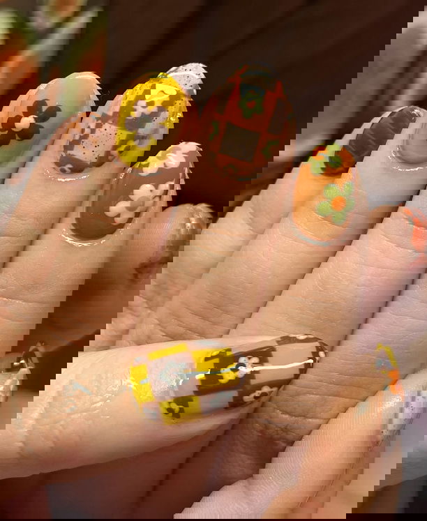brown checkered nails