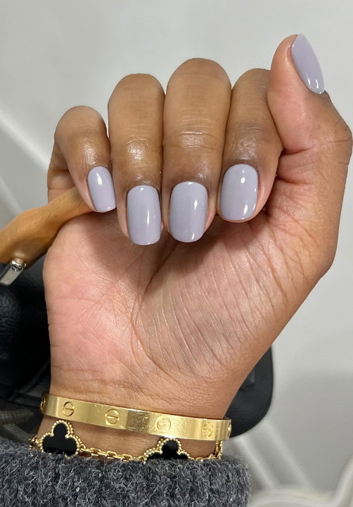 grey nails