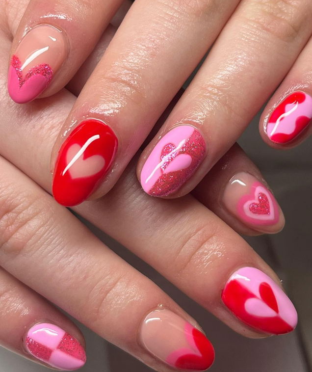 mix and match red and pink nails with glitter | Live That Glow mix and match red and pink nails with glitter