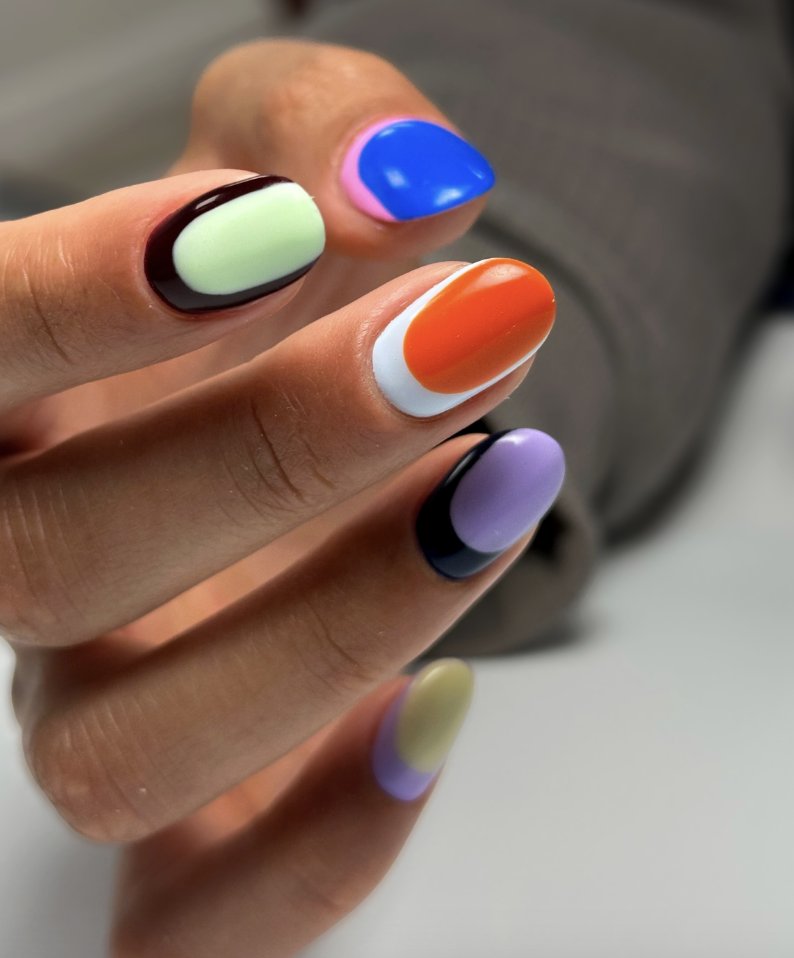 neon-aura-nails-gems | Live That Glow Short multicoloured neon aura nails finished with tiny gem details