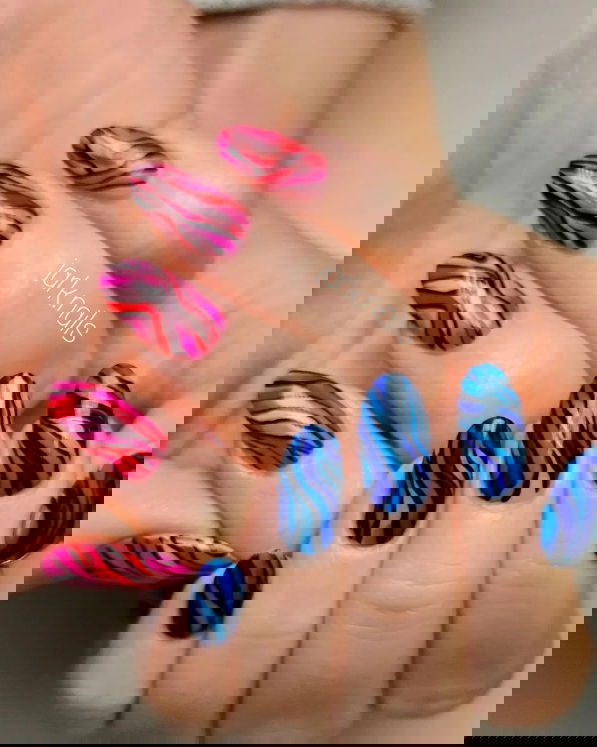 pink and blue abstract zebra print nails | Live That Glow pink and blue abstract zebra print nails