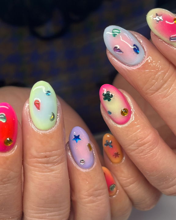 Screenshot 2024-10-31 124026 | Live That Glow pastel aura nails