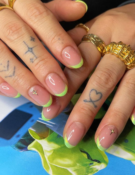 Screenshot 2024-10-31 125803 | Live That Glow pastel green french tip nails