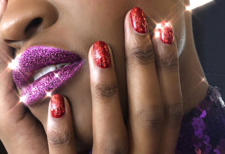 classic red glitter valentines nails