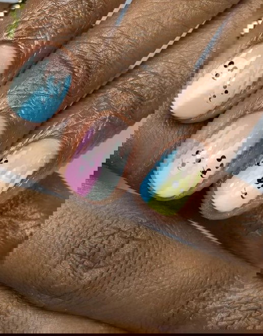 pastel cat spring nails