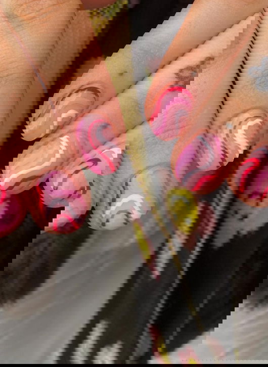 pink and white swirl nails