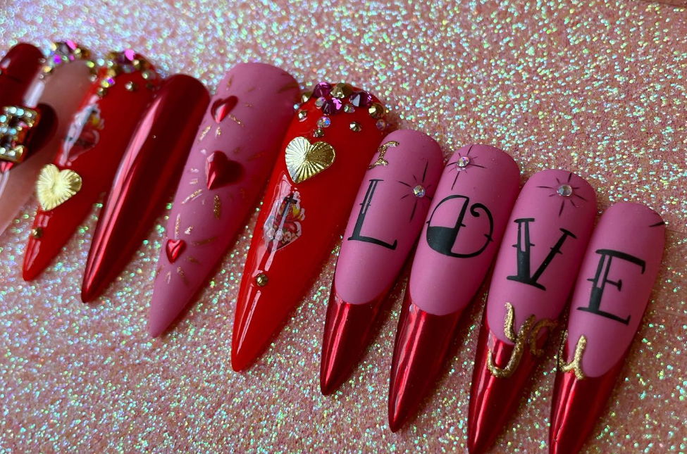 press on valentines nails