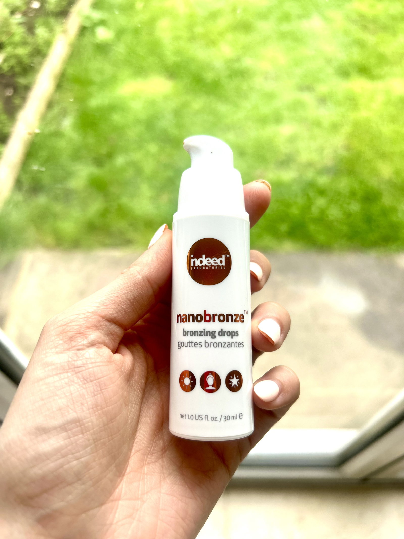 Indeed labs packshot | Live That Glow