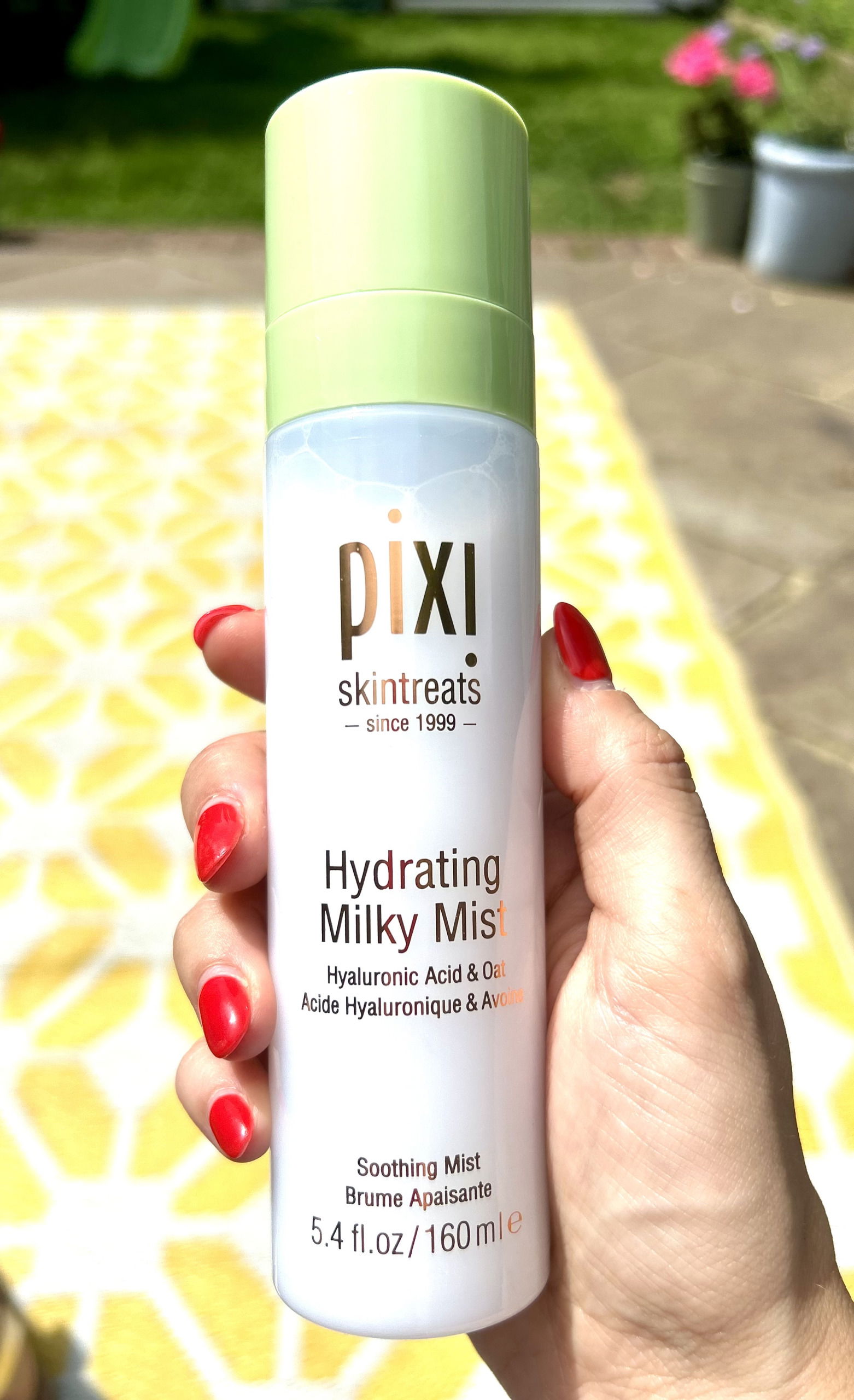 pixi hydrating milky mist moisturiser 