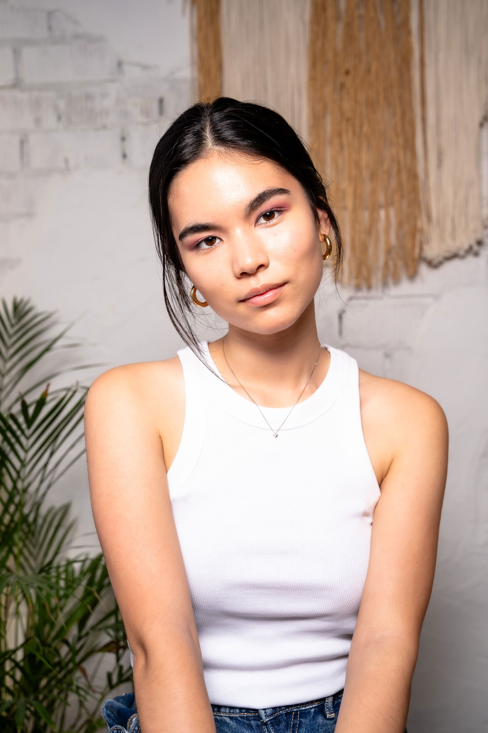 how to apply eyeshadow