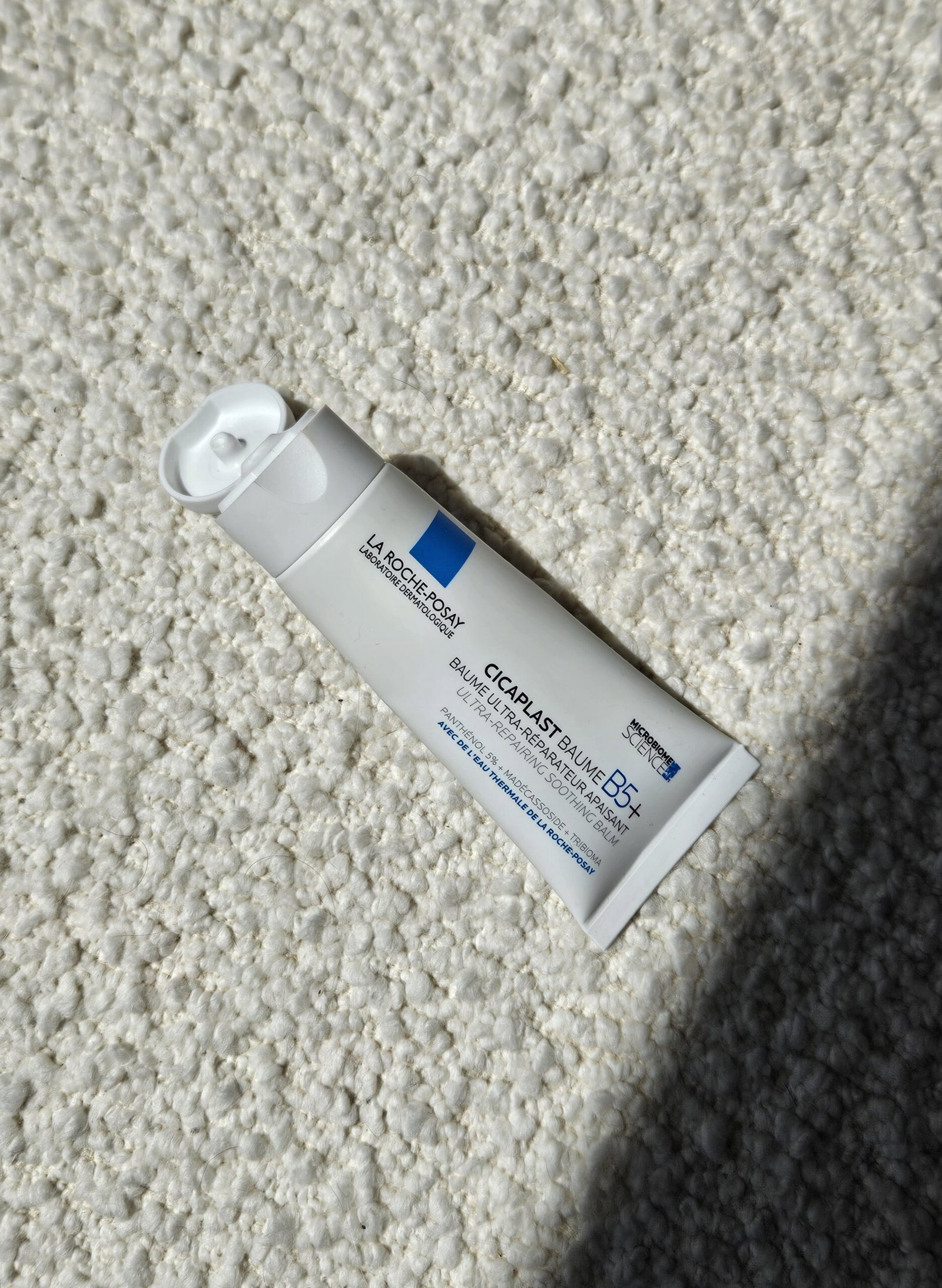 la-roche-posay-cicaplast-baume-b5-plus-open-tube | Live That Glow Open tube of La Roche-Posay Cicaplast Baume B5+ repairing balm