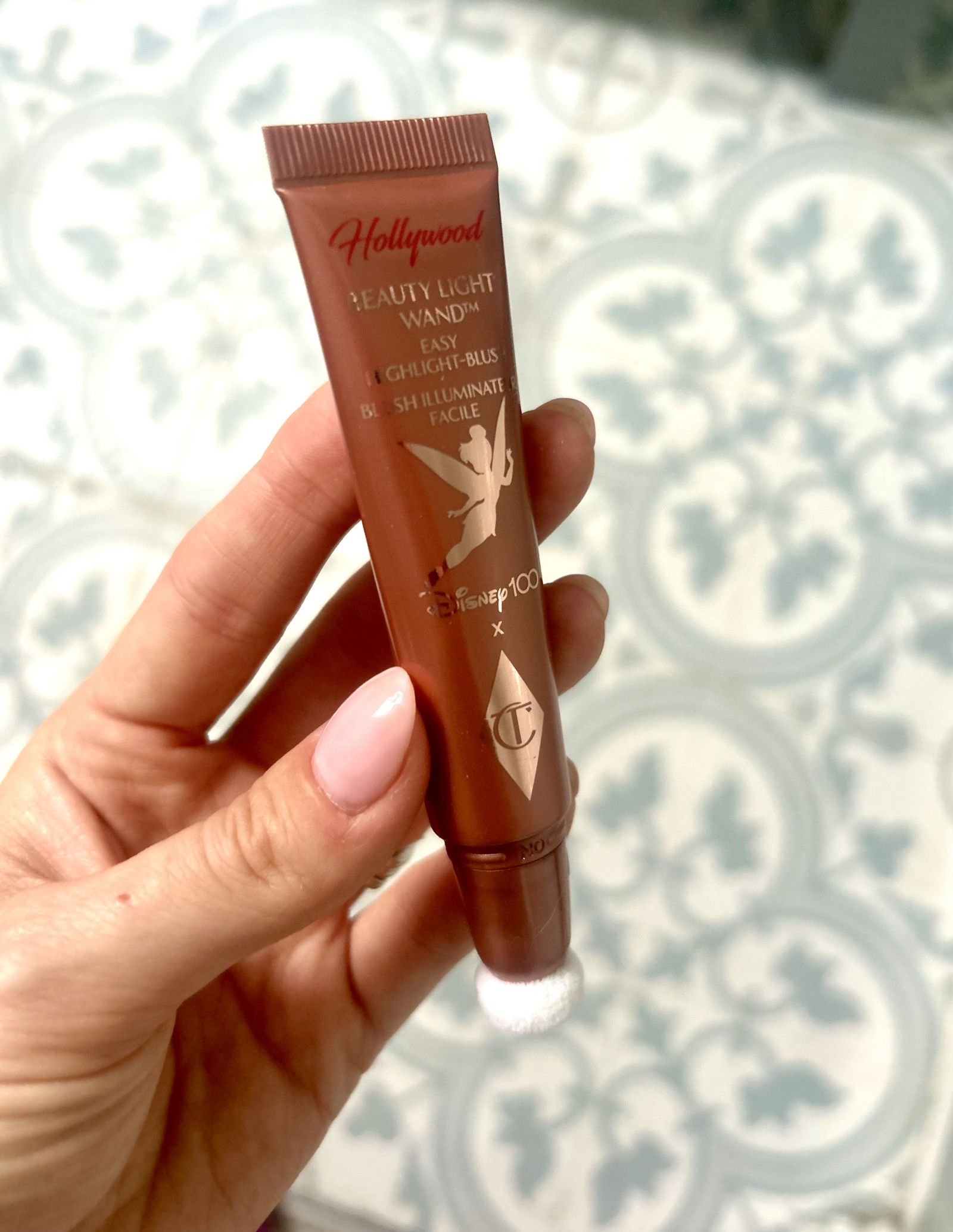 Charlotte Tilbury hand | Live That Glow Charlotte Tilbury hand
