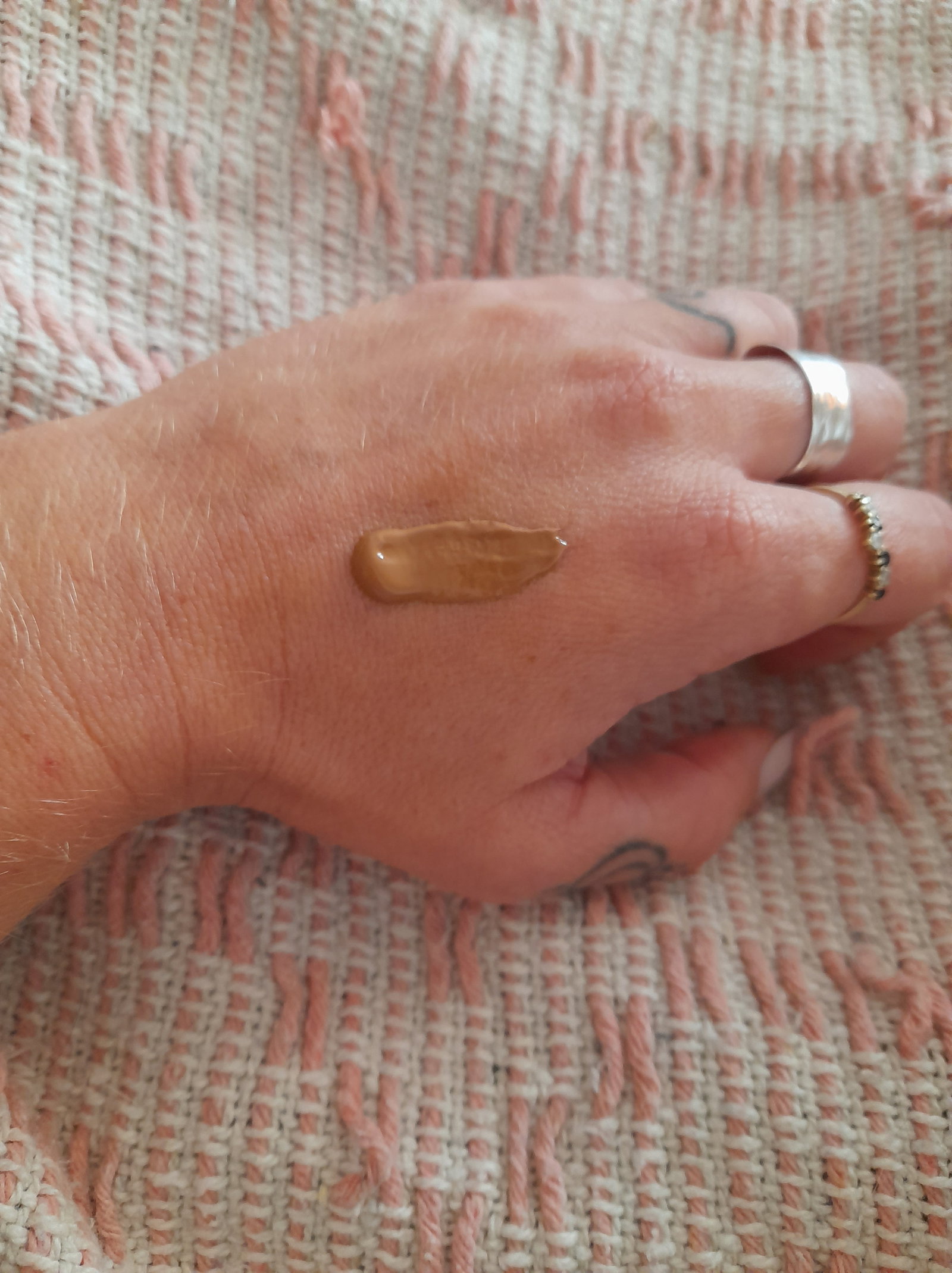 glossier cloud paint liquid bronzer