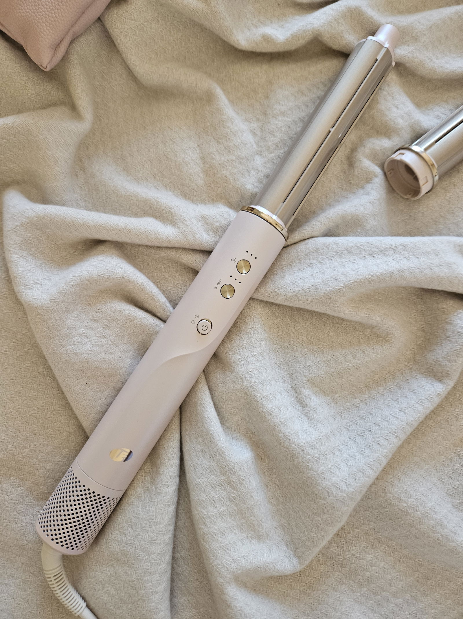 T3's Aire 360 curling attachment