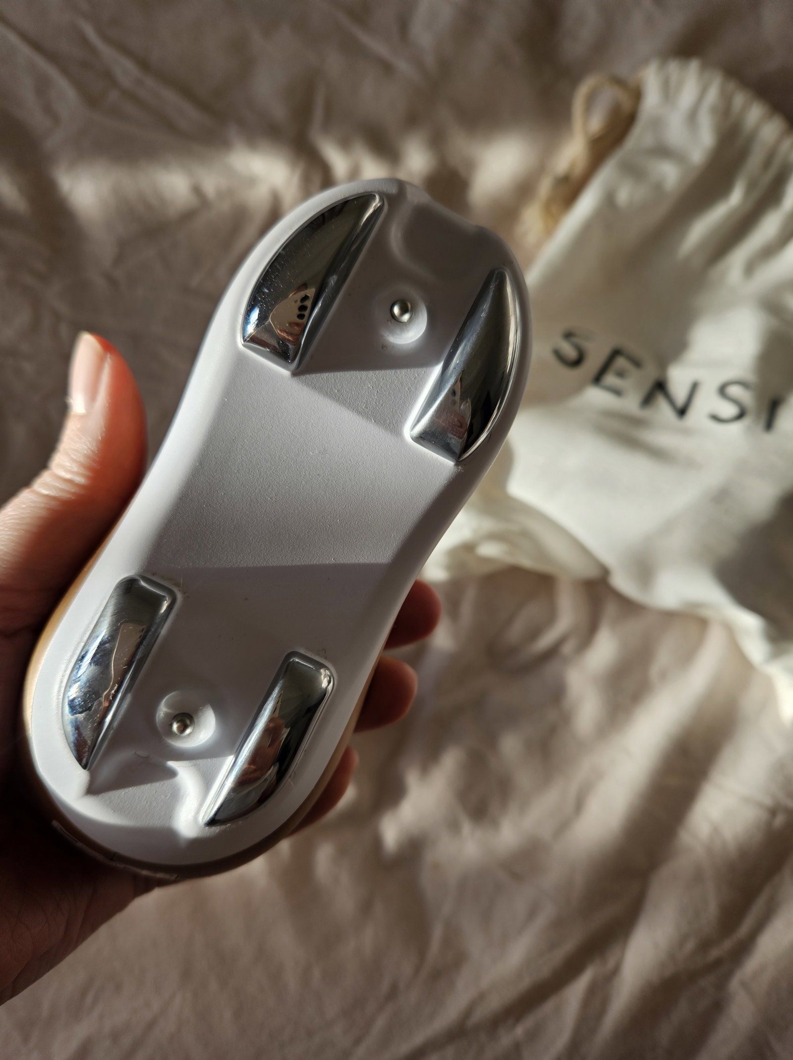Sensica's Sensifirm from underneath device