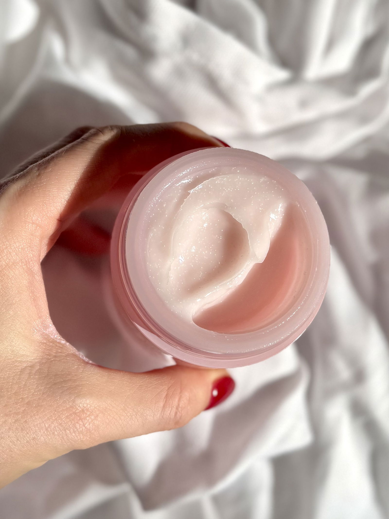 Laneige Bouncy & Firm Sleeping Mask texture in pot