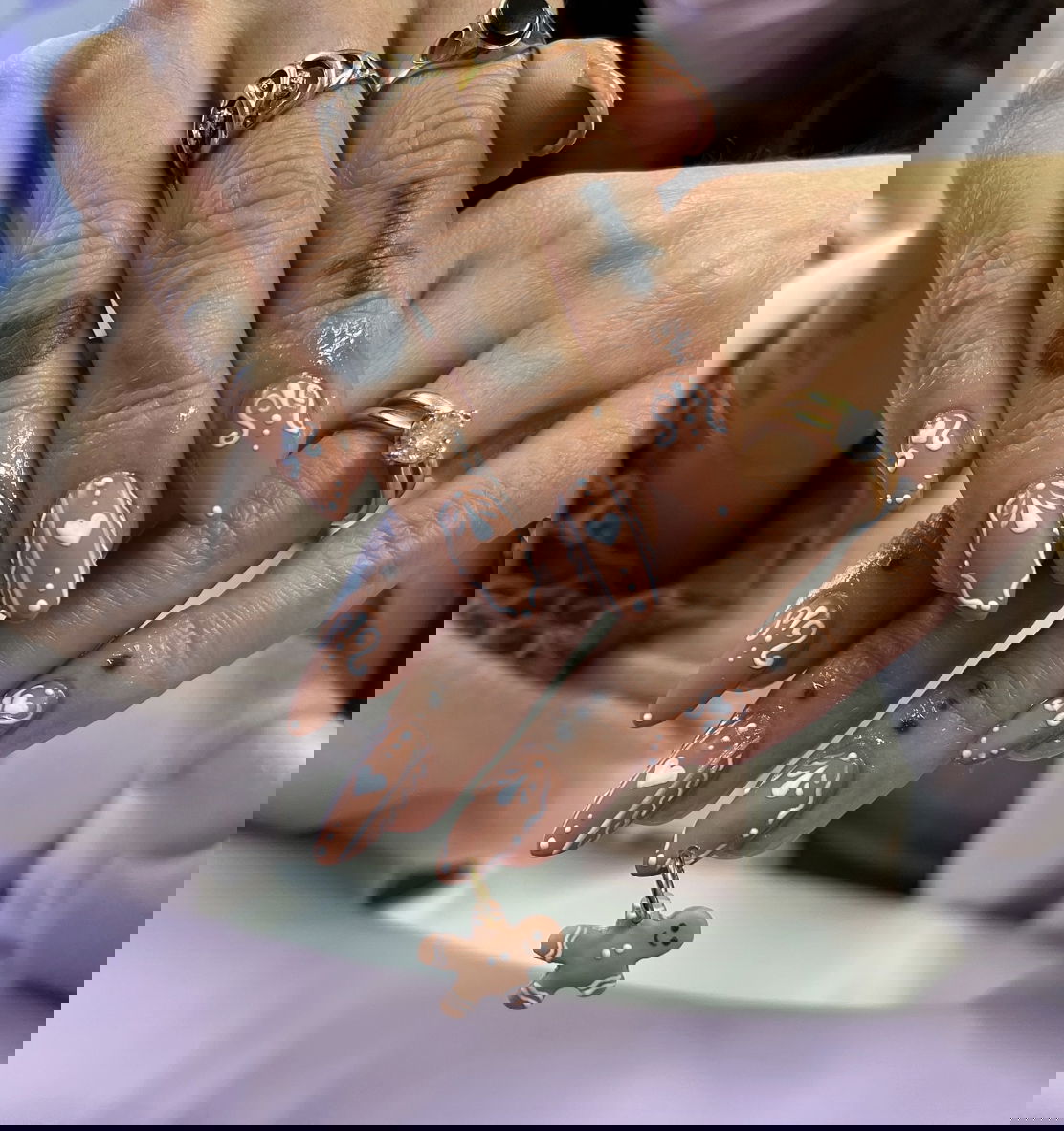 Traditional gingerbread nails