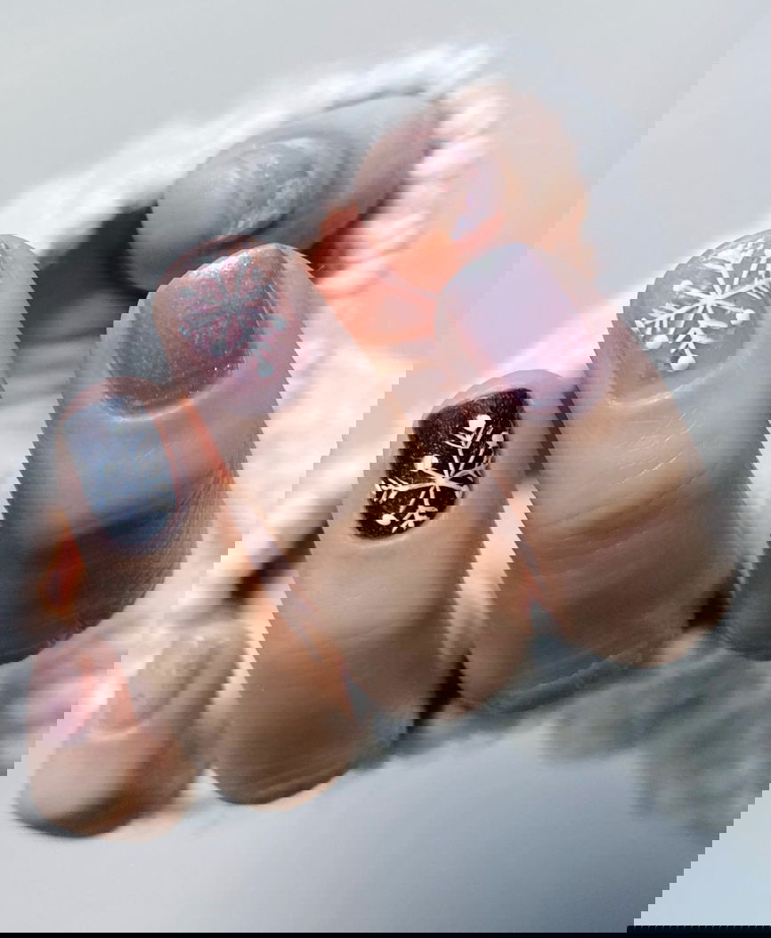 Black and white snowflake Christmas nails