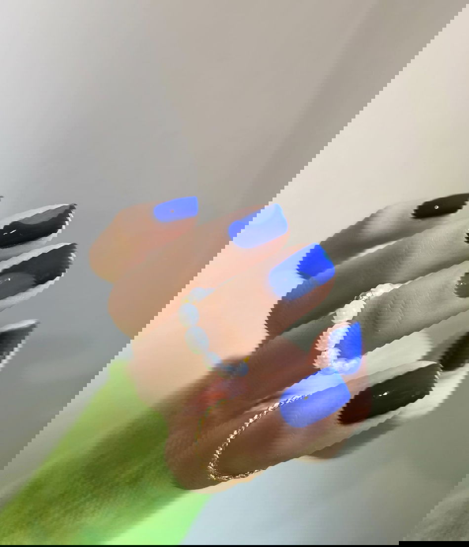 Blue Christmas nails