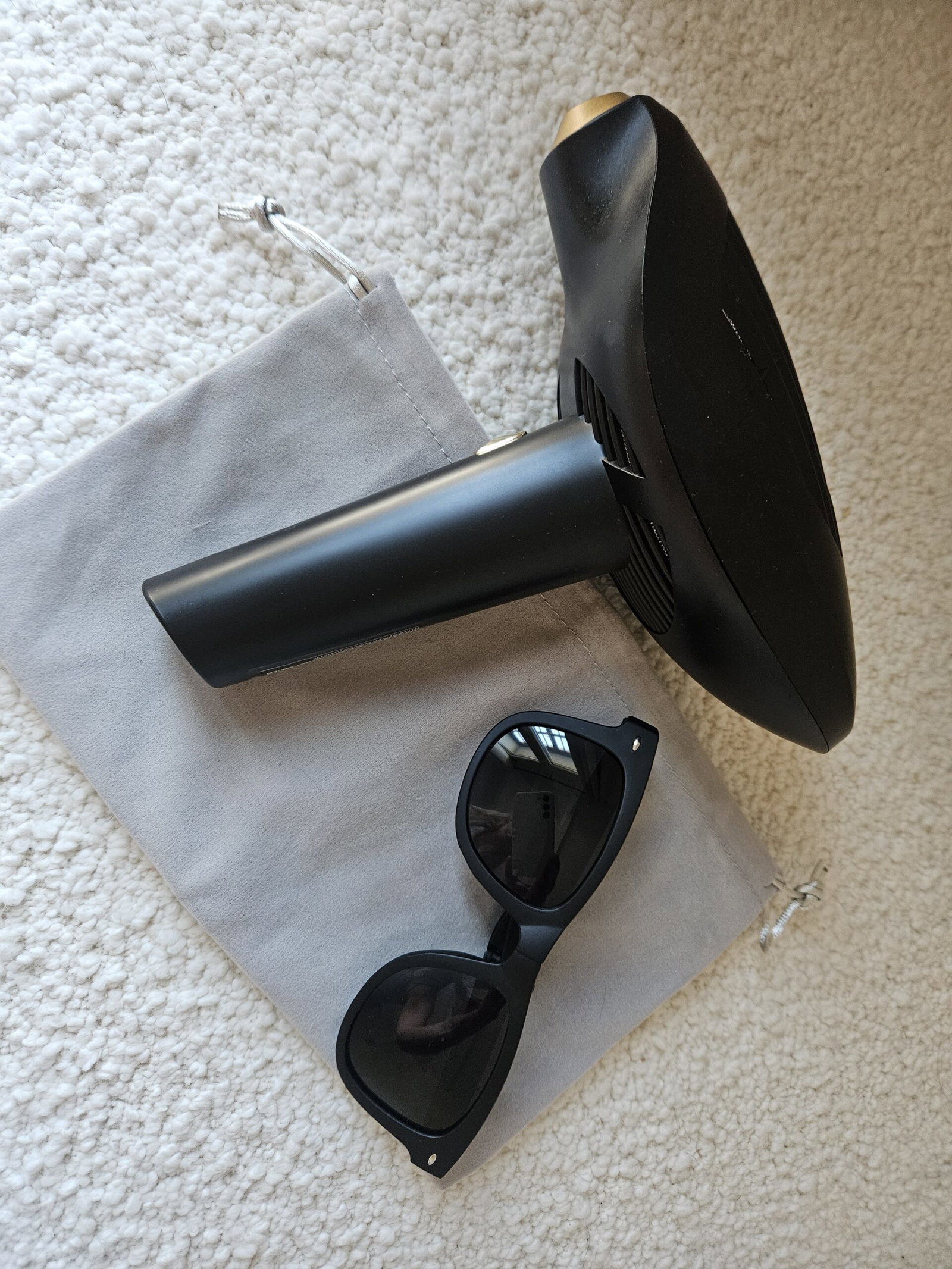 ViQure S-LD Hair Removal Device with protective glasses and storage pouch